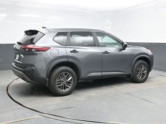 Used 2023 Gray Nissan S image 7
