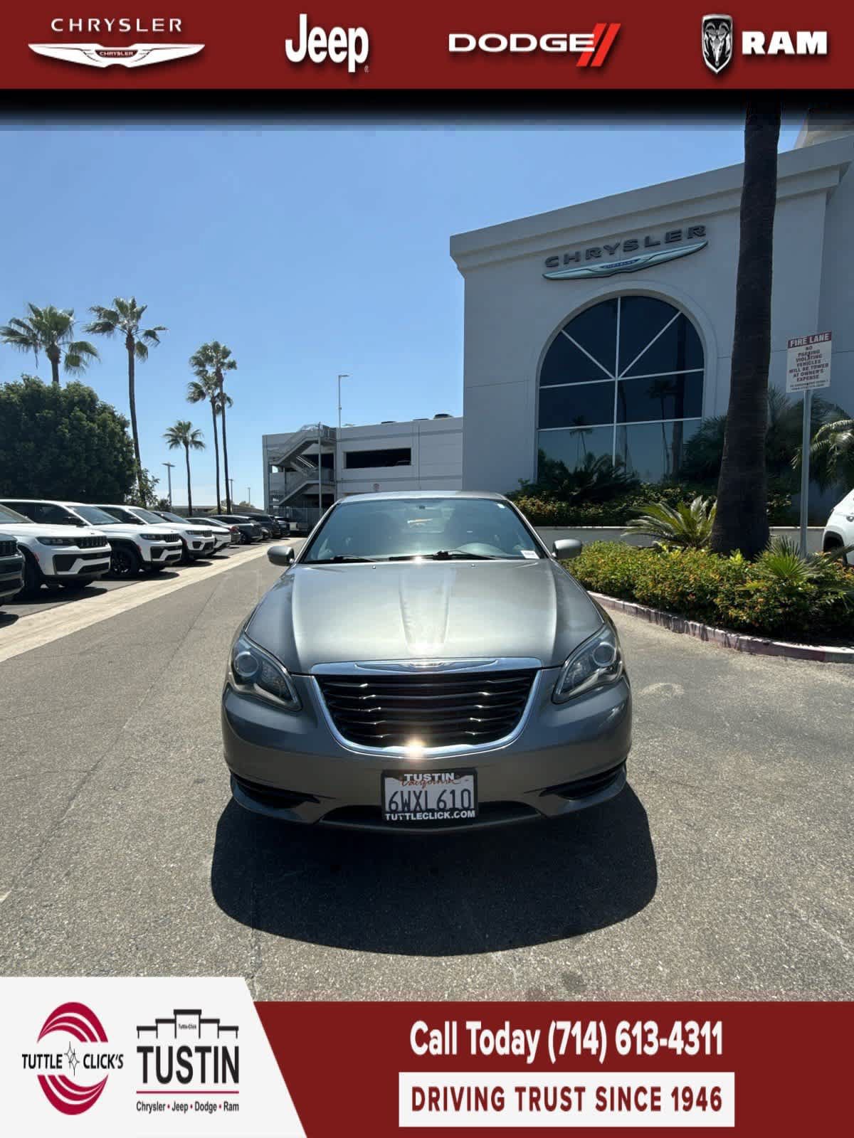Used 2012 Tungsten Metallic Chrysler Touring image 2