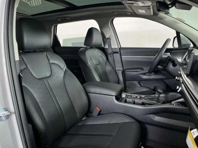 New 2026 Wolf Gray Kia S image 25