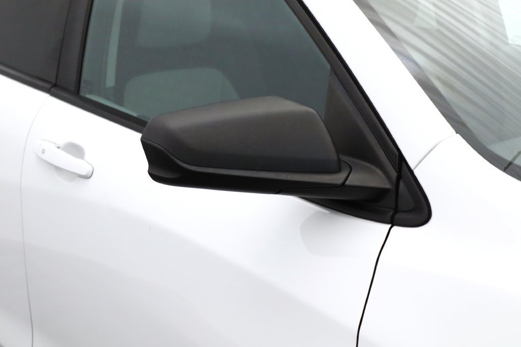 2020 Chevrolet Equinox LS - Photo 9