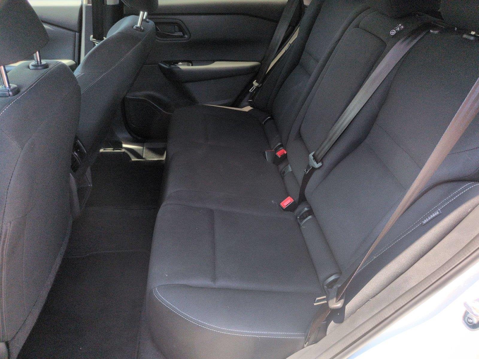 Used 2024 Glacier White Nissan S image 31