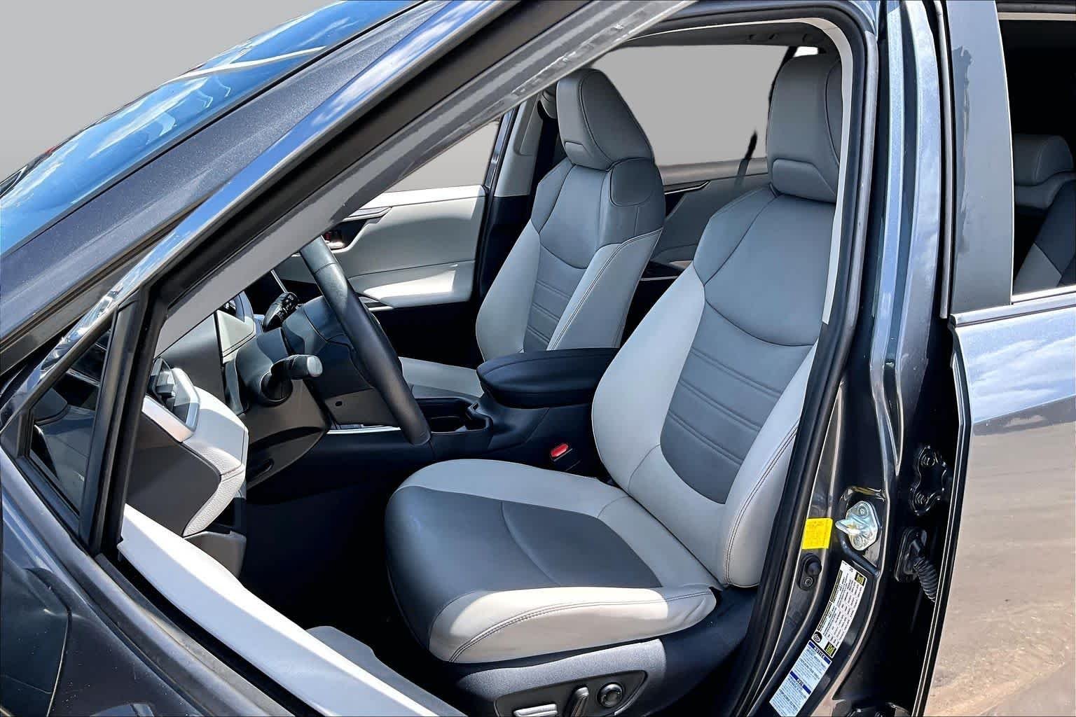 Used 2021 Magnetic Gray Metallic Toyota XLE Premium image 8