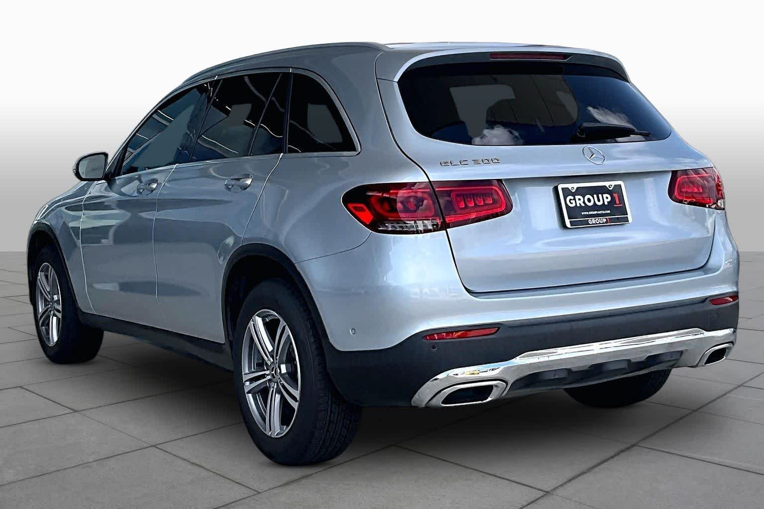 Used 2022 Black Mercedes-Benz GLC 300 image 12
