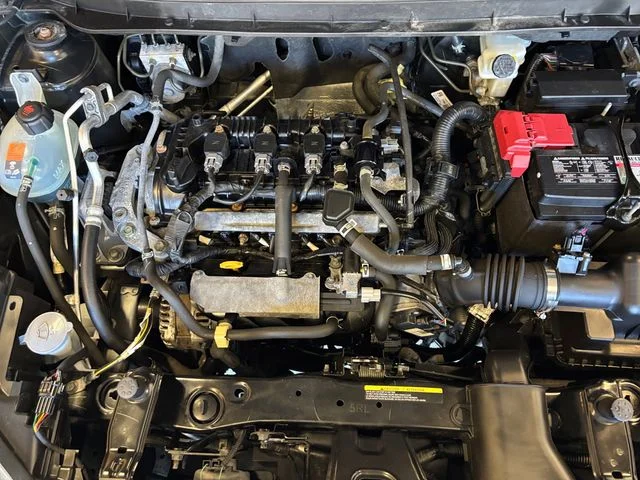 Used 2022 Gray Nissan SR image 23