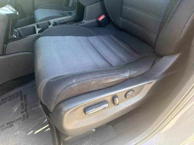 Used 2022 Gray Honda EX image 21