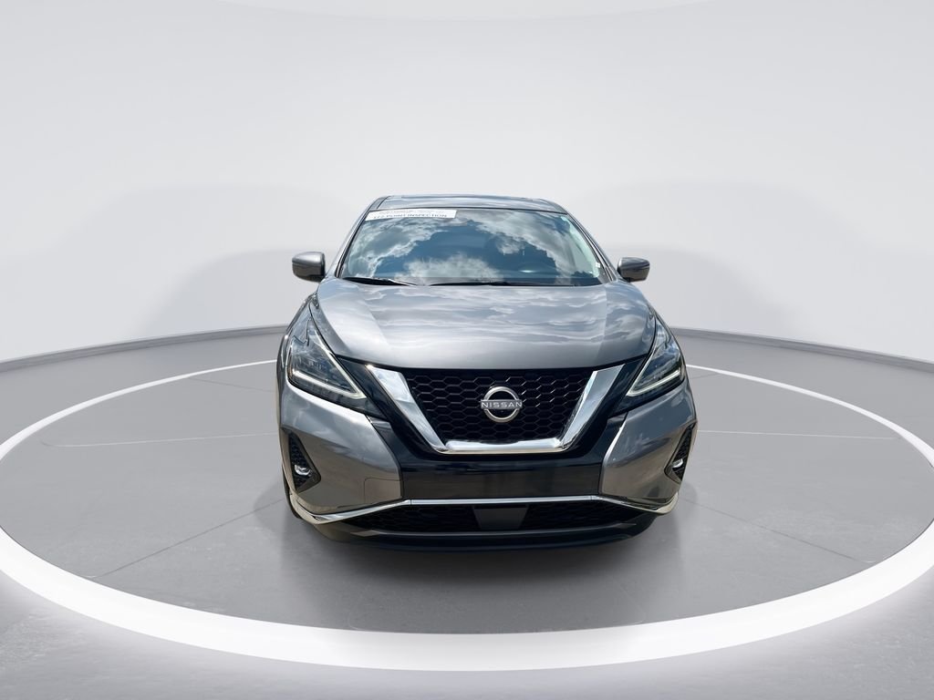 Used 2023 Gray Nissan SL image 3