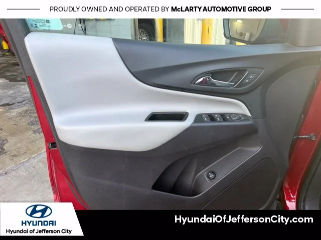 Used 2018 Red Chevrolet LT image 18
