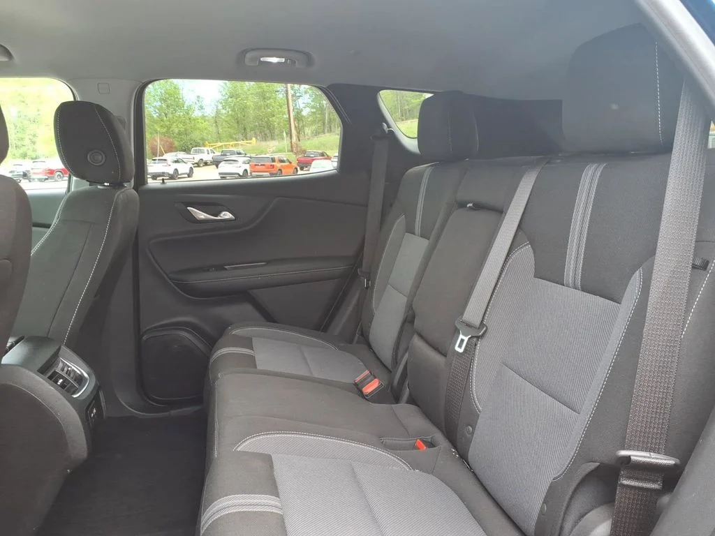 Used 2023 Blue Chevrolet LT image 11