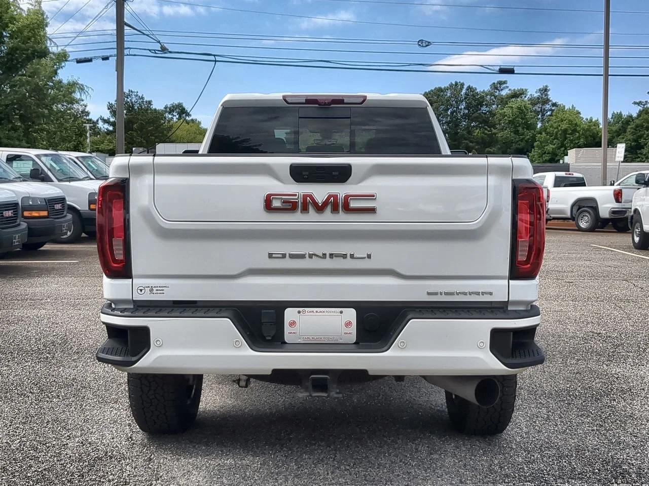 Used 2022 Summit White GMC Denali image 7