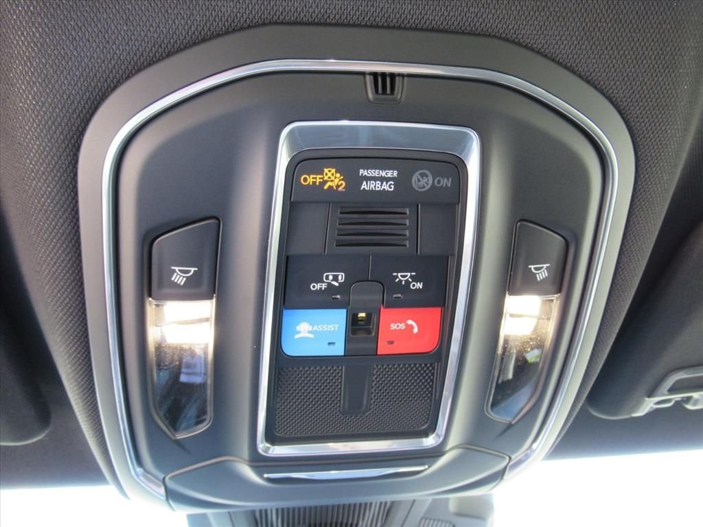 New 2026 Diamond Black Crystal Pearlcoat Dodge R/T image 24