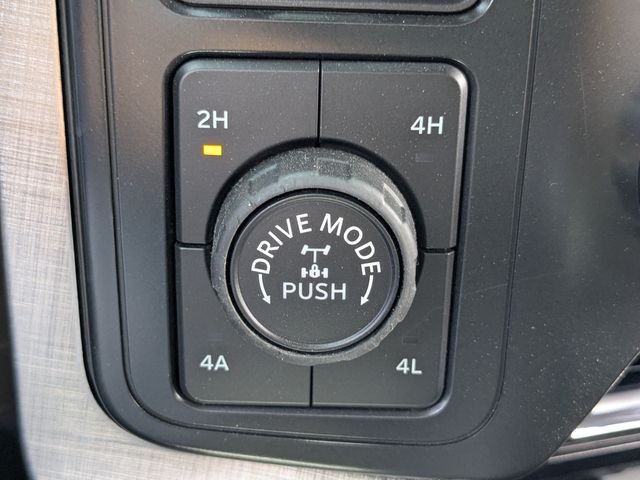 Used 2022 White Ford King Ranch image 23