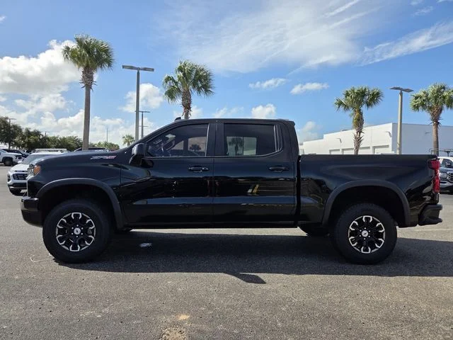 Used 2023 Black Chevrolet ZR2 image 3