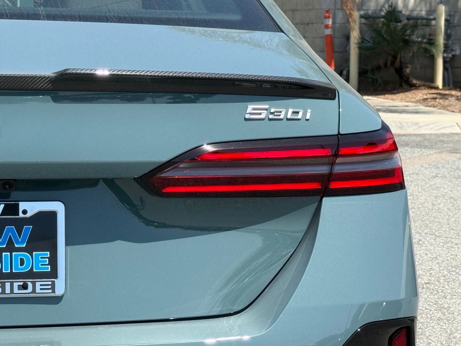 New 2027 Cape York Green Metallic BMW 530i image 14