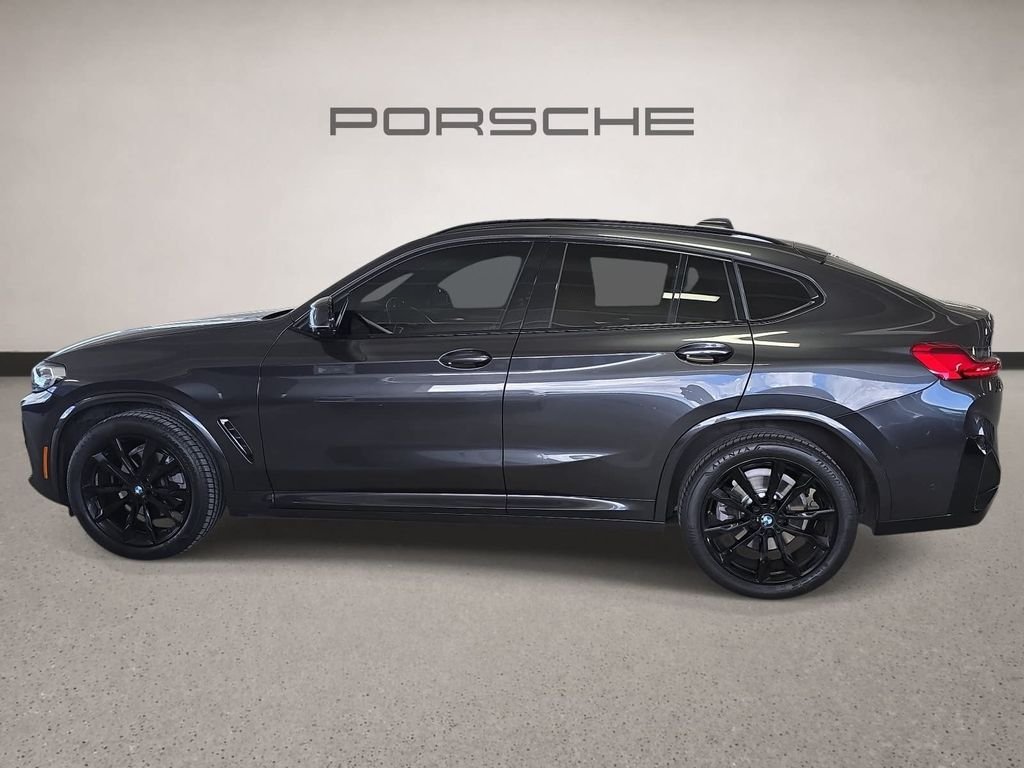 Used 2022 Gray BMW xDrive30i image 2