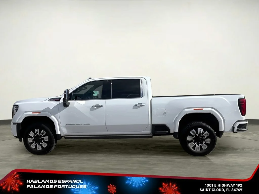 Used 2025 Summit White GMC Denali image 2