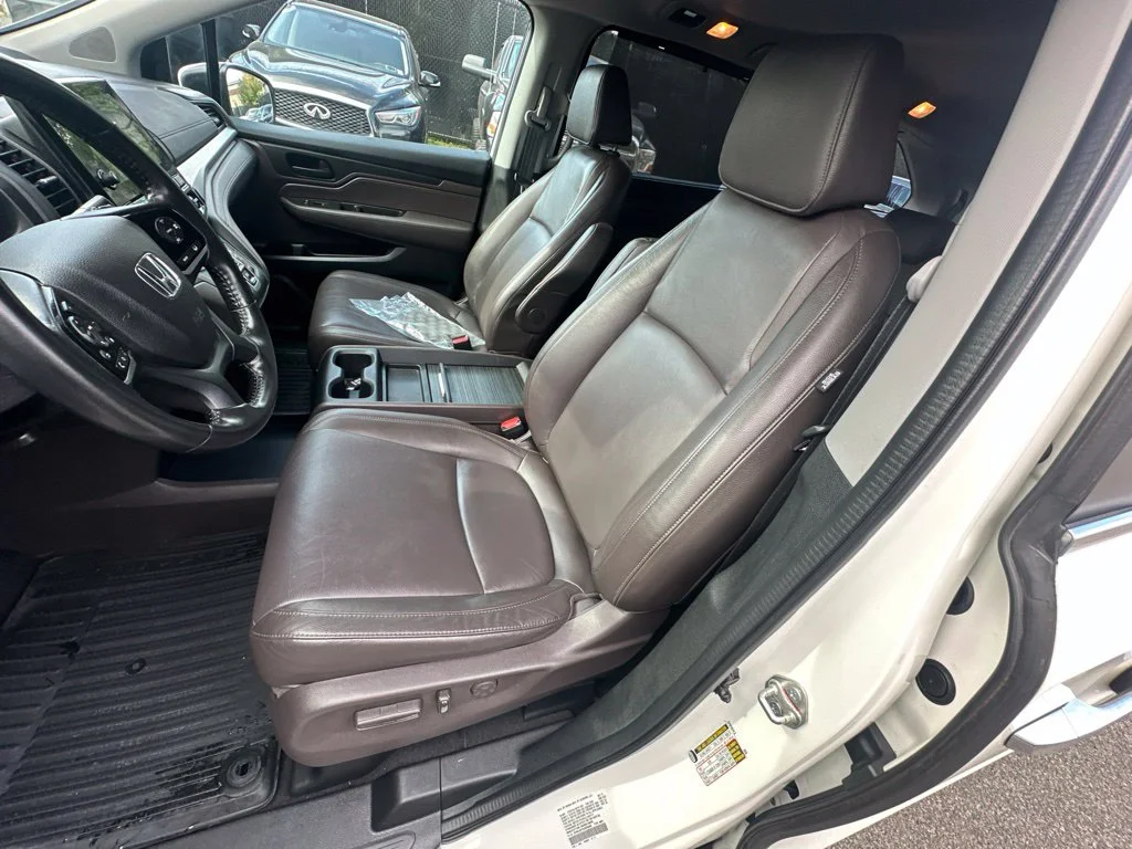 Used 2018  Honda EX-L image 10