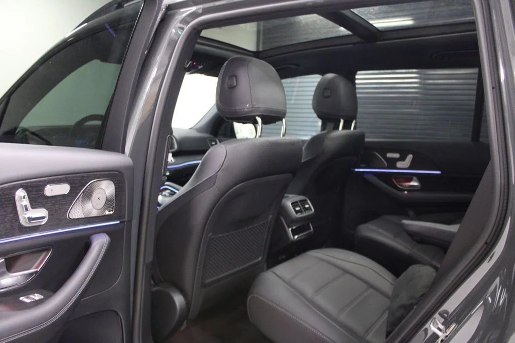 Certified Used 2026 MANUFAKTUR Silicon Gray Mercedes-Benz GLS 450 image 35