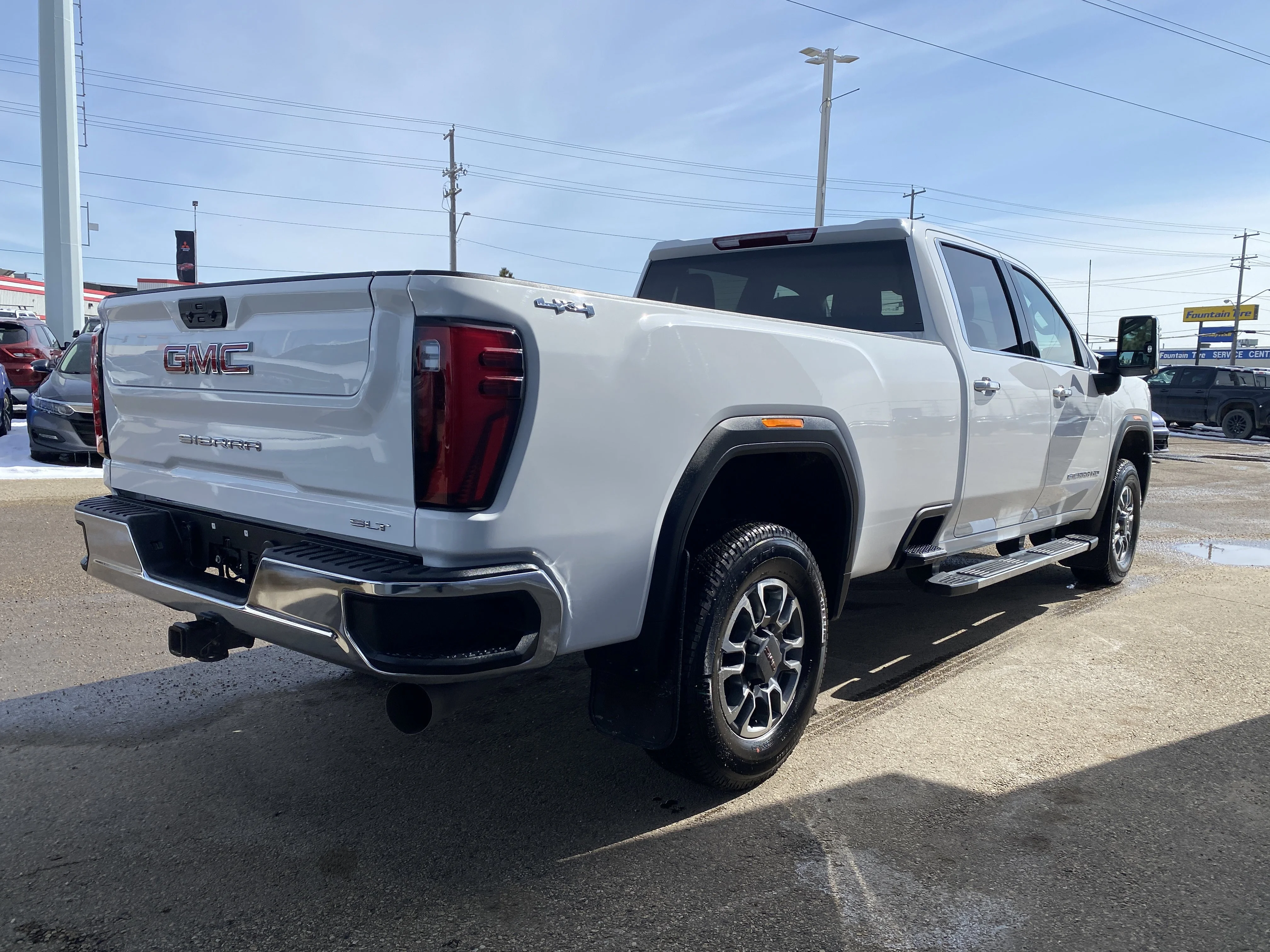 Certified Used 2024 Summit White GMC Crew Cab SLT image 5