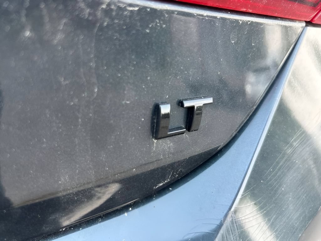 Used 2019 Graphite Metallic Chevrolet LT image 4