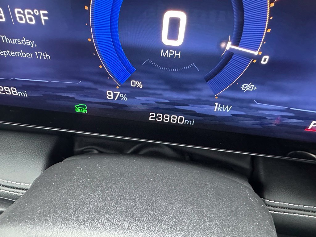 2024 Chevrolet Blazer EV LT - Photo 11