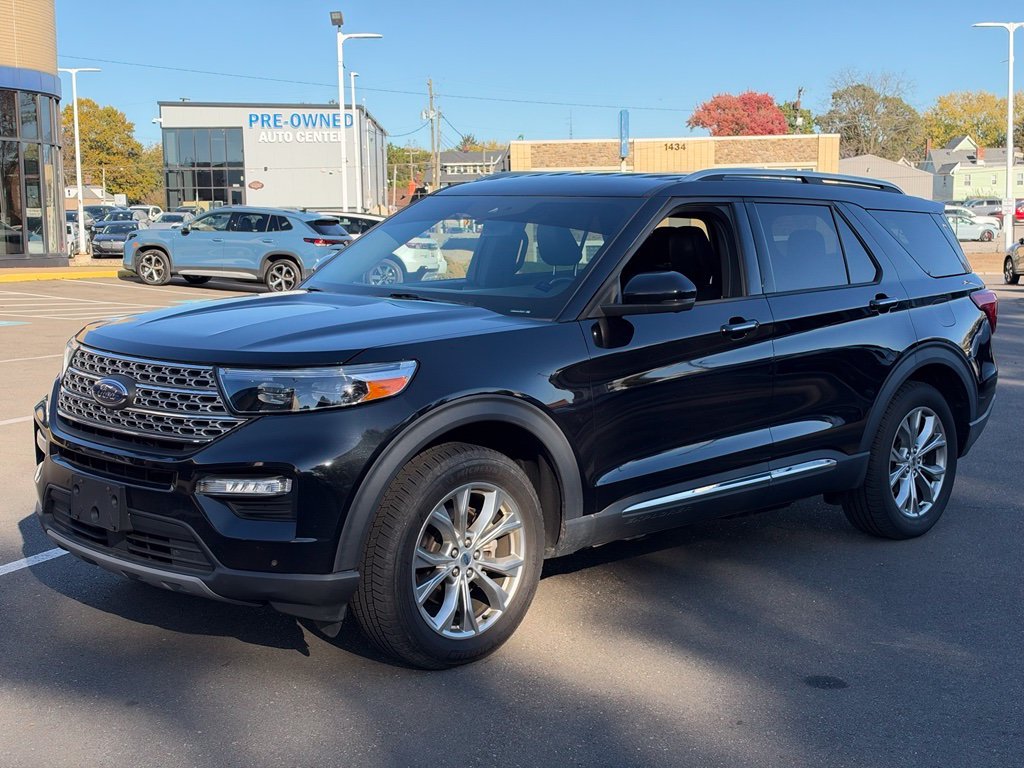 Used 2020 Black Ford Limited image 1