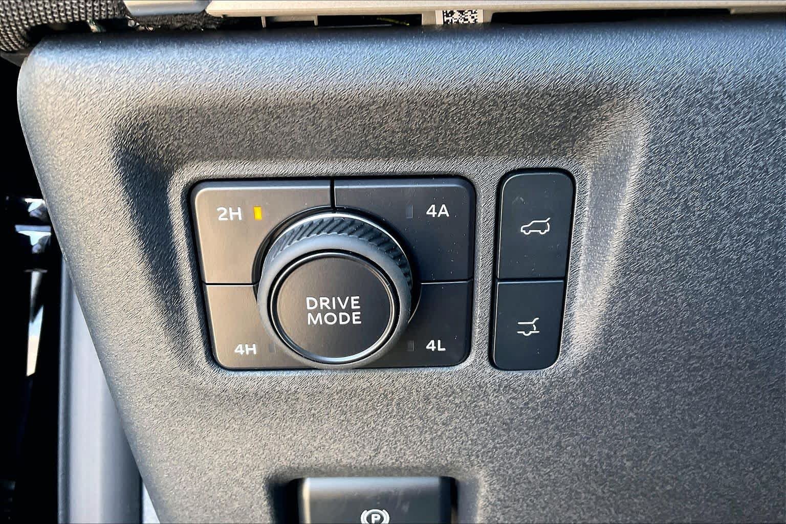 New 2026 Agate Black Metallic Ford Active image 17