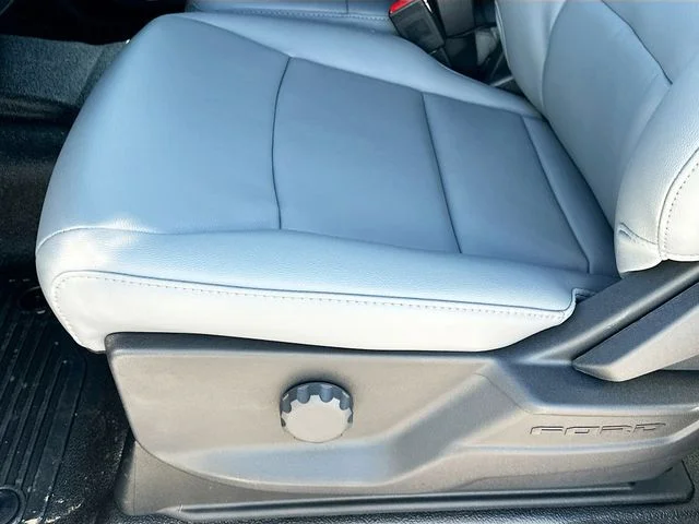 New 2026 Oxford White Ford XL image 13
