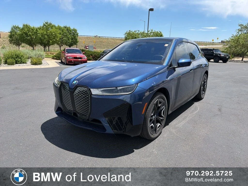 2024 BMW iX xDrive50's photo