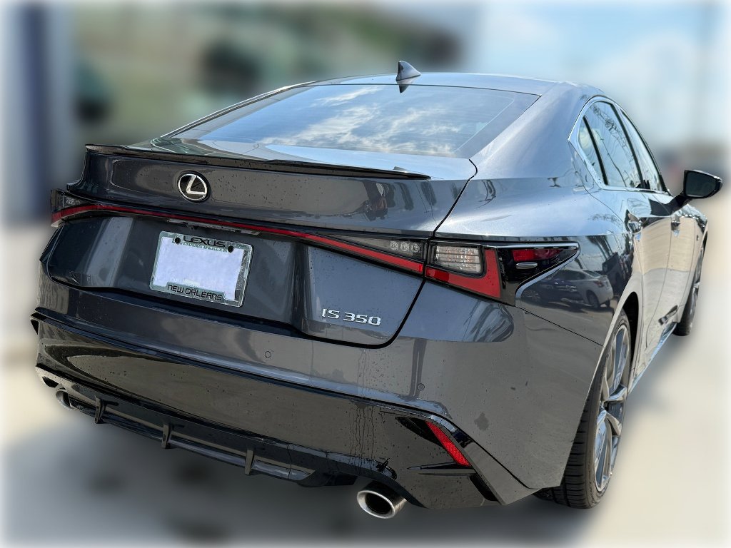 2022 Lexus IS 350 F SPORT - Photo 10