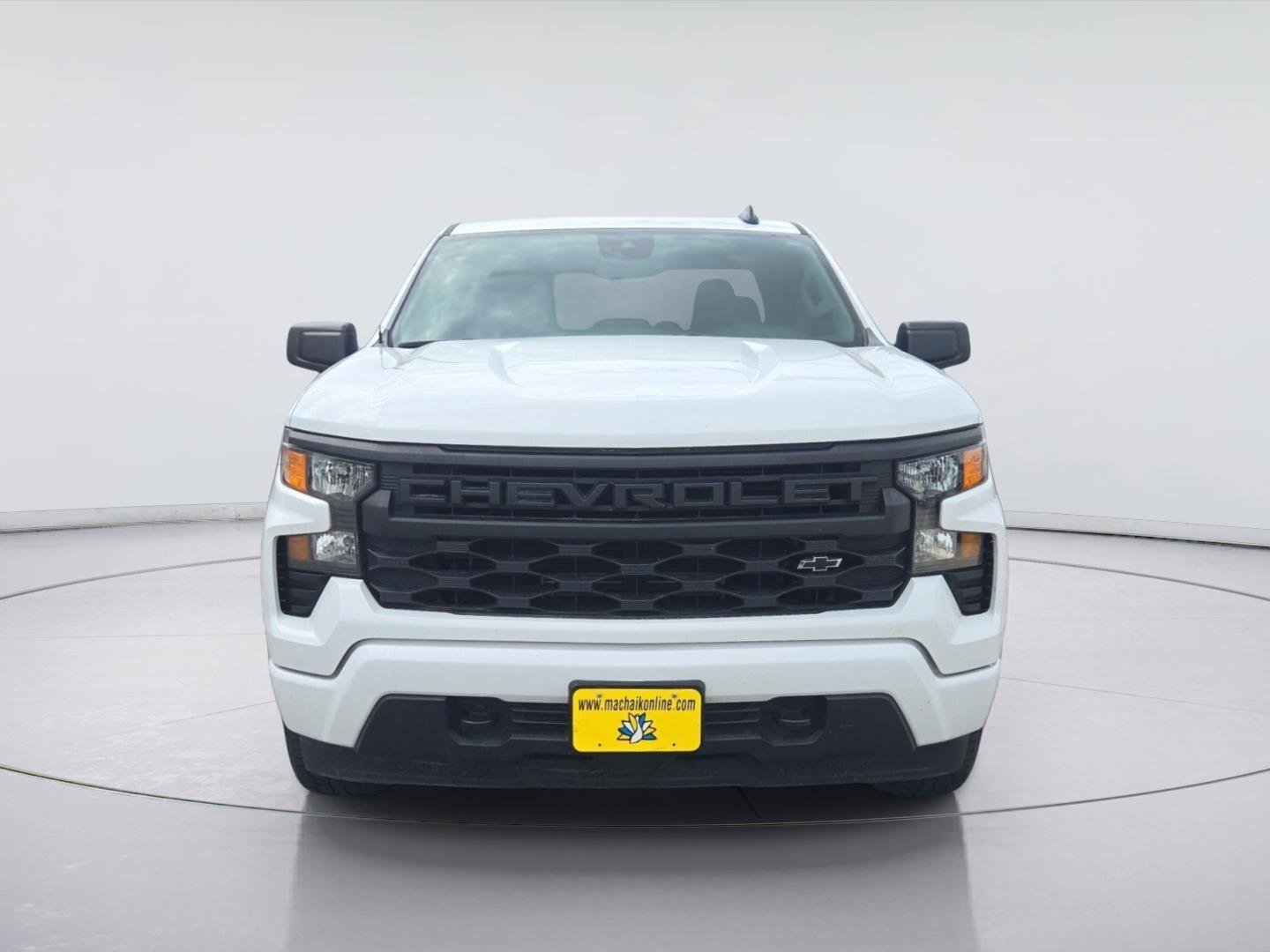 Used 2024 Summit White Chevrolet Custom image 8