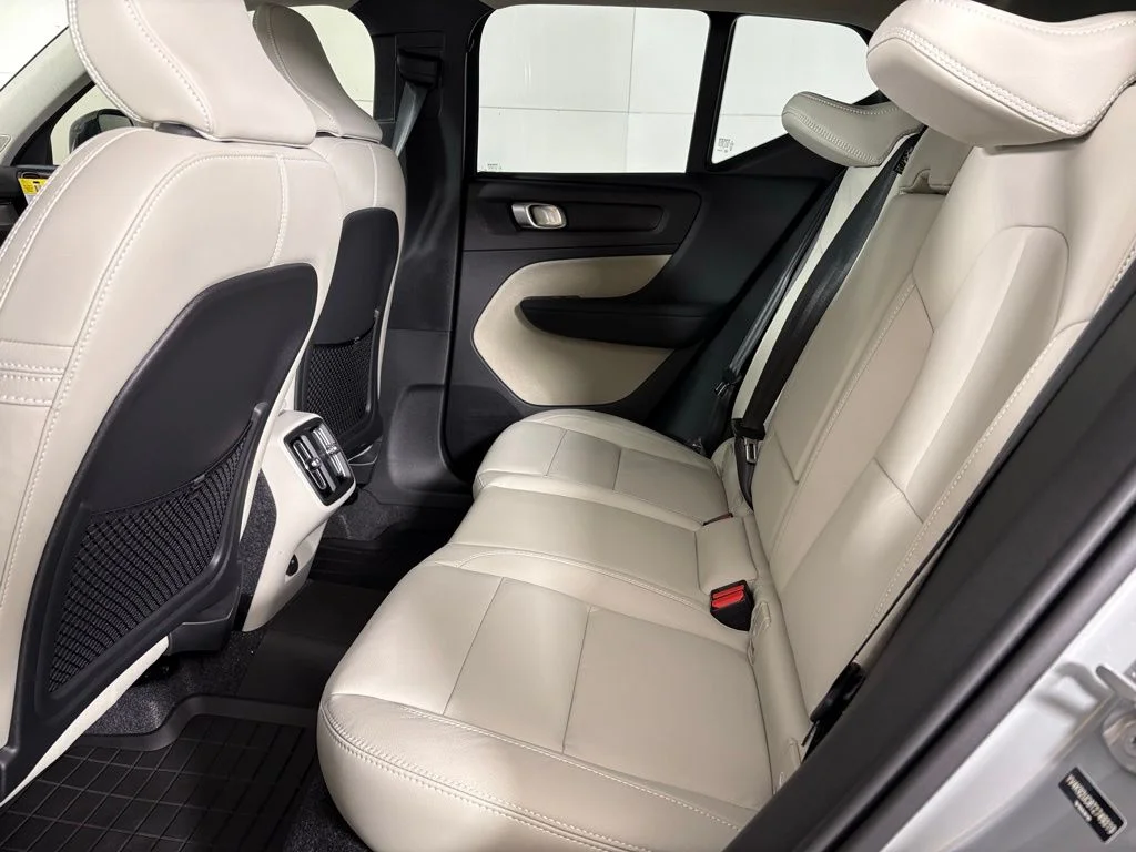New 2026 Gray Volvo B4 Plus image 37