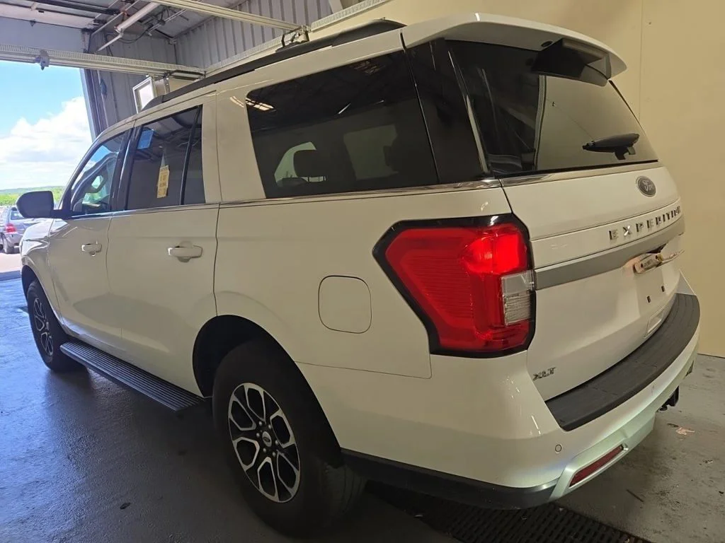 Used 2024 White Ford XLT image 3