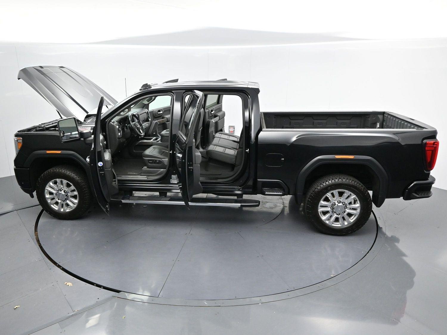 Used 2020 Onyx Black GMC Denali image 42