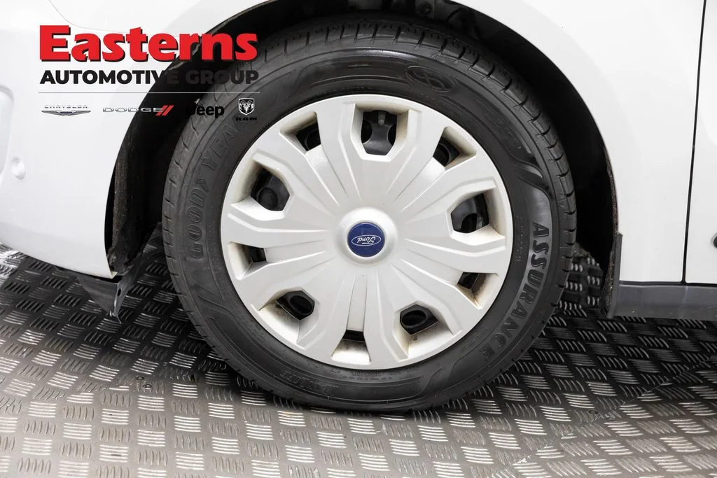 Used 2022 White Ford XLT image 31