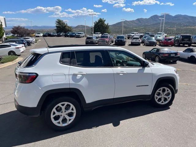 Used 2024 Bright White Clearcoat Jeep Latitude image 7