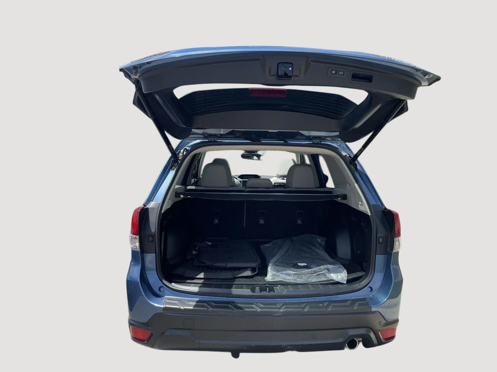 Used 2020 Horizon Blue Pearl Subaru Limited image 16
