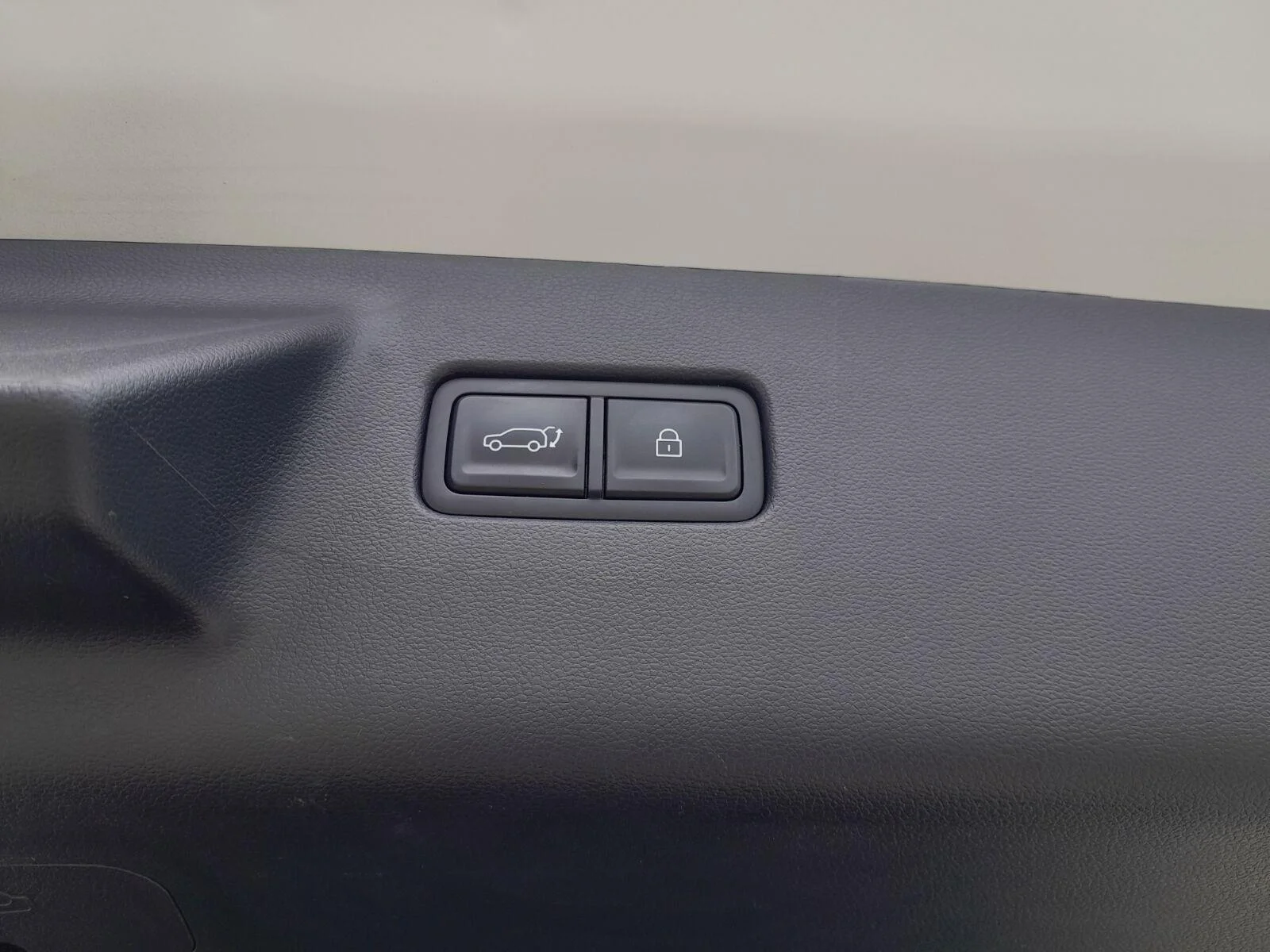 Used 2024 Shimmering Silver Hyundai Calligraphy image 64