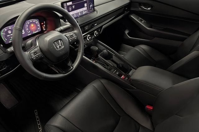 New 2026 Platinum White Pearl Honda EX-L image 8