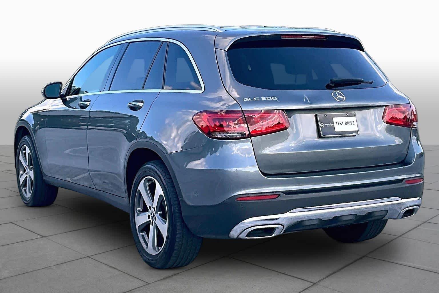 Used 2020 Selenite Grey Metallic Mercedes-Benz GLC 300 image 11
