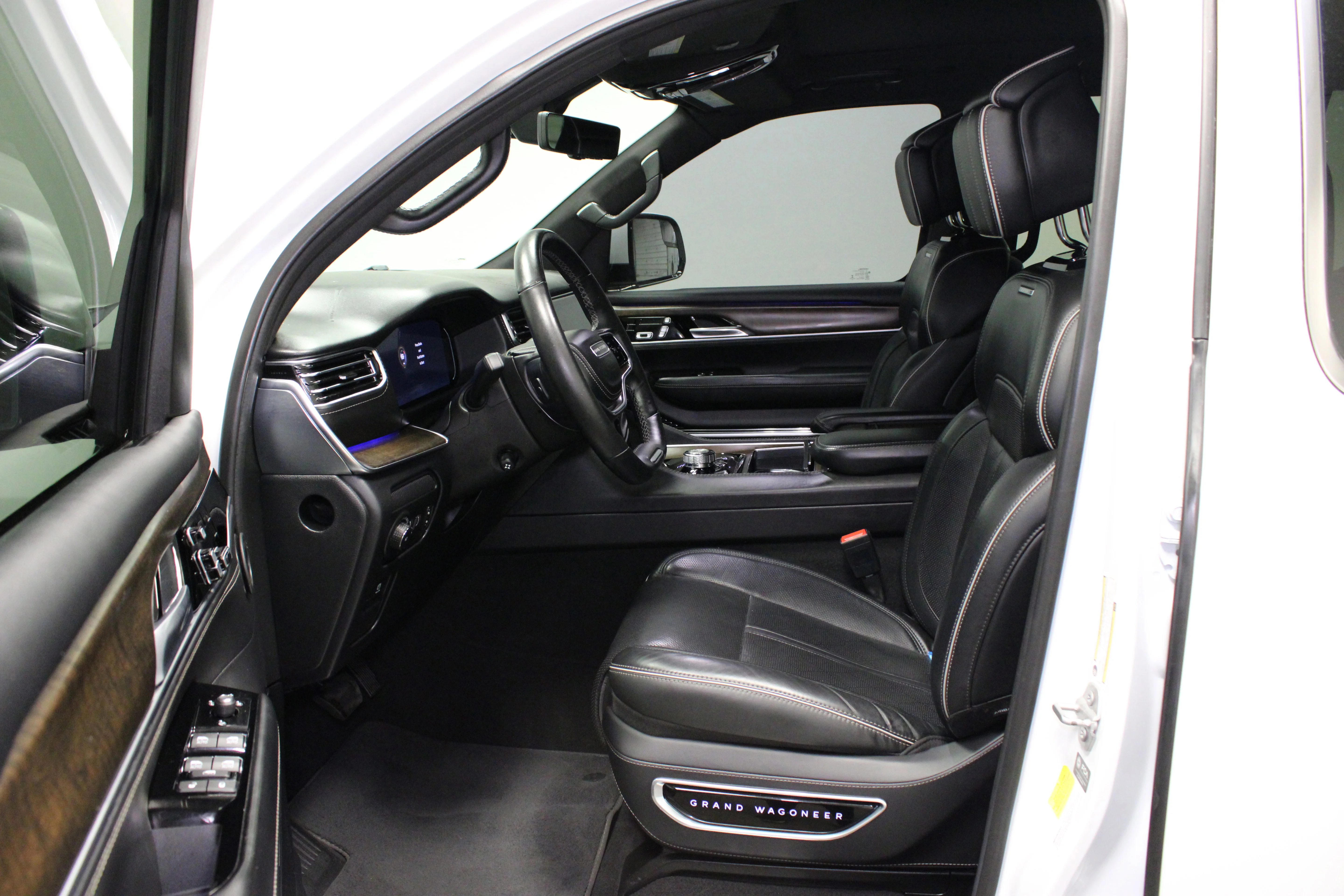 Used 2022 Bright White Clearcoat Jeep Series II image 21