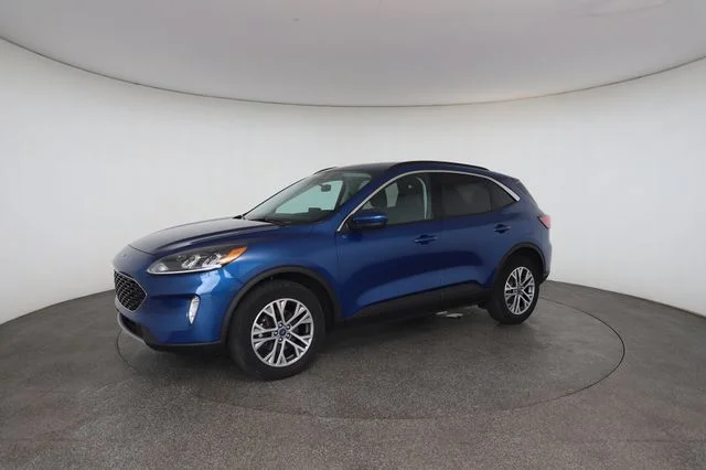 Used 2022 Blue Ford SEL image 4