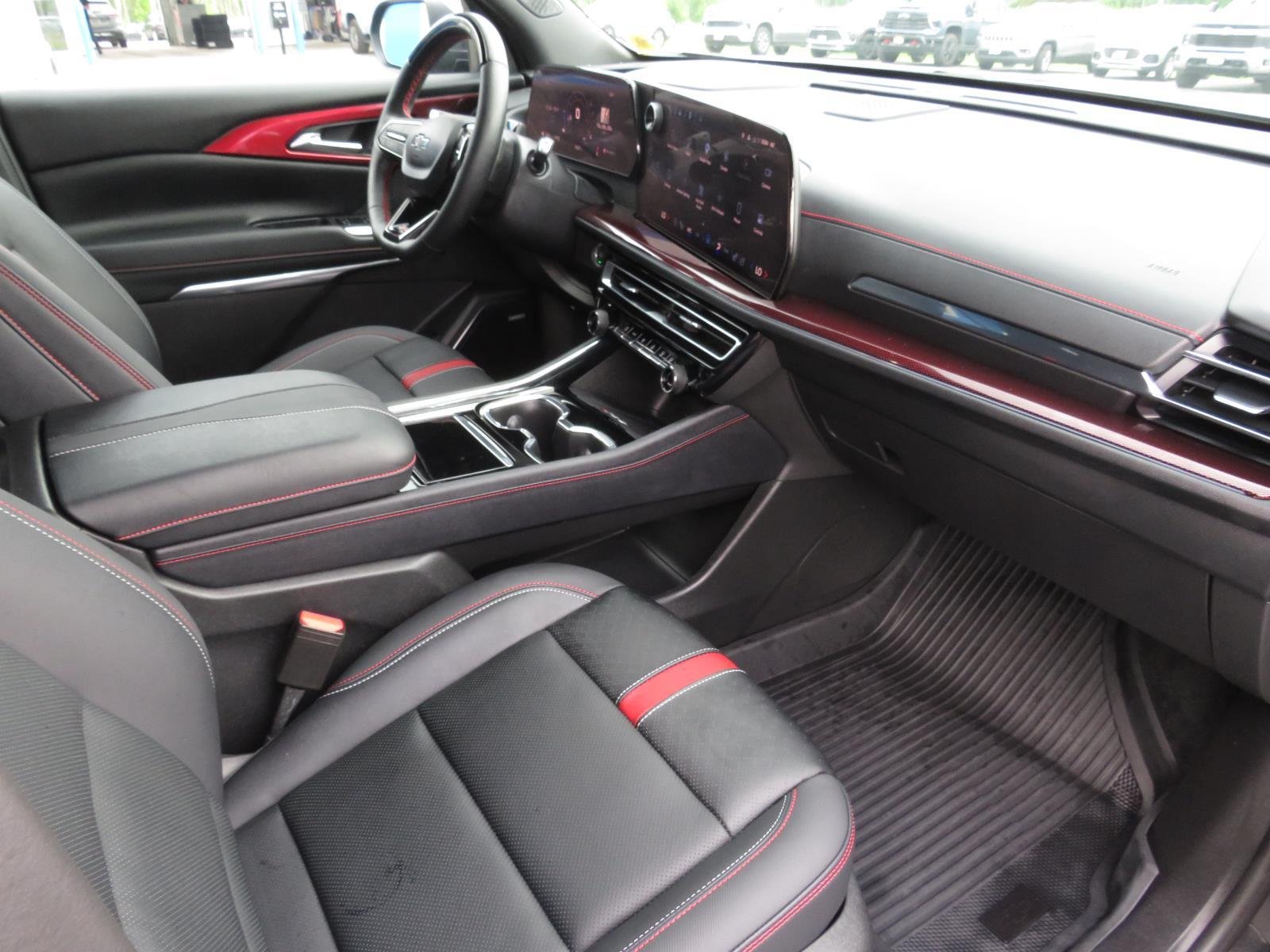 Used 2025 Black Metallic Chevrolet RS image 21