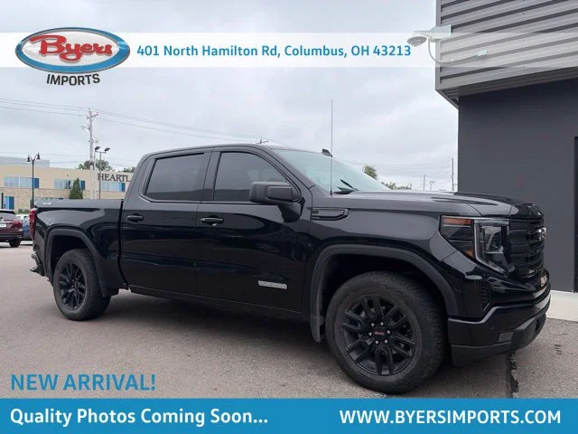 Used 2024 Onyx Black GMC Elevation image 1