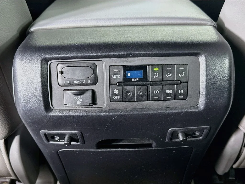 Used 2011 Gray Toyota Limited image 28