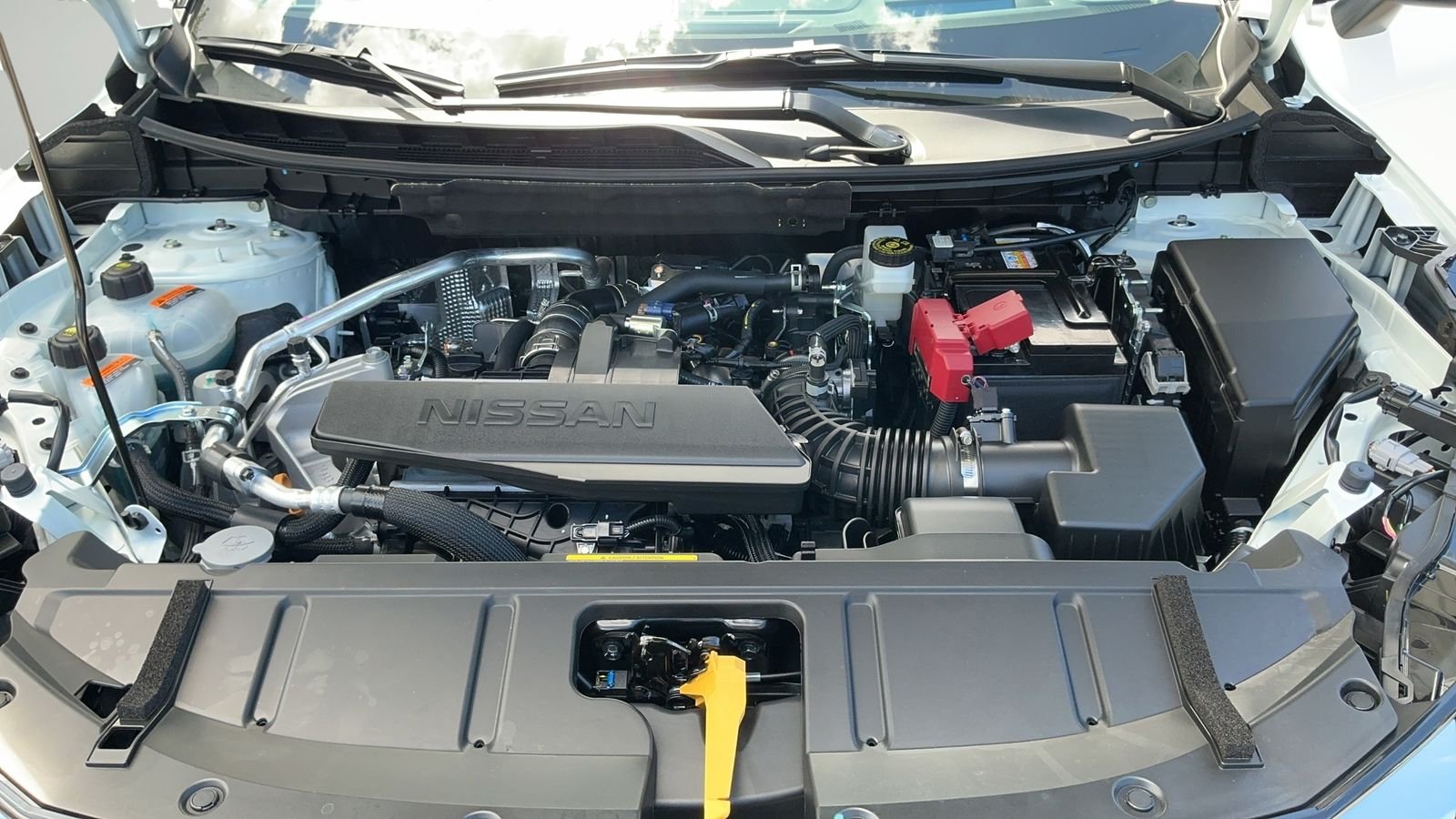 New 2026 White Nissan Platinum image 43