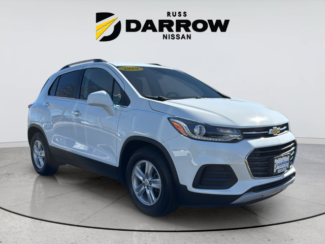 Used 2019 White Chevrolet LT image 7