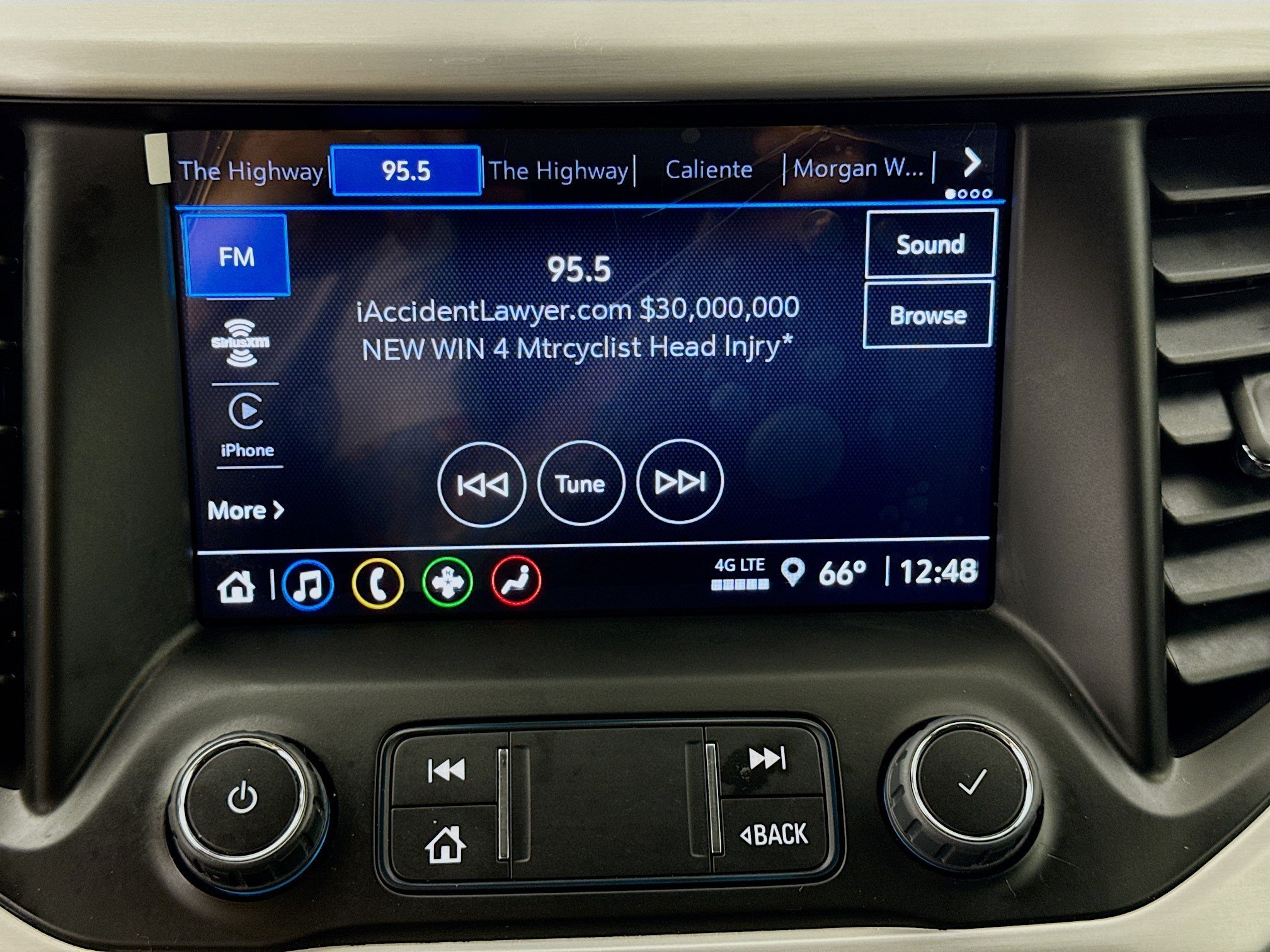 Used 2023 Summit White GMC SLE image 16