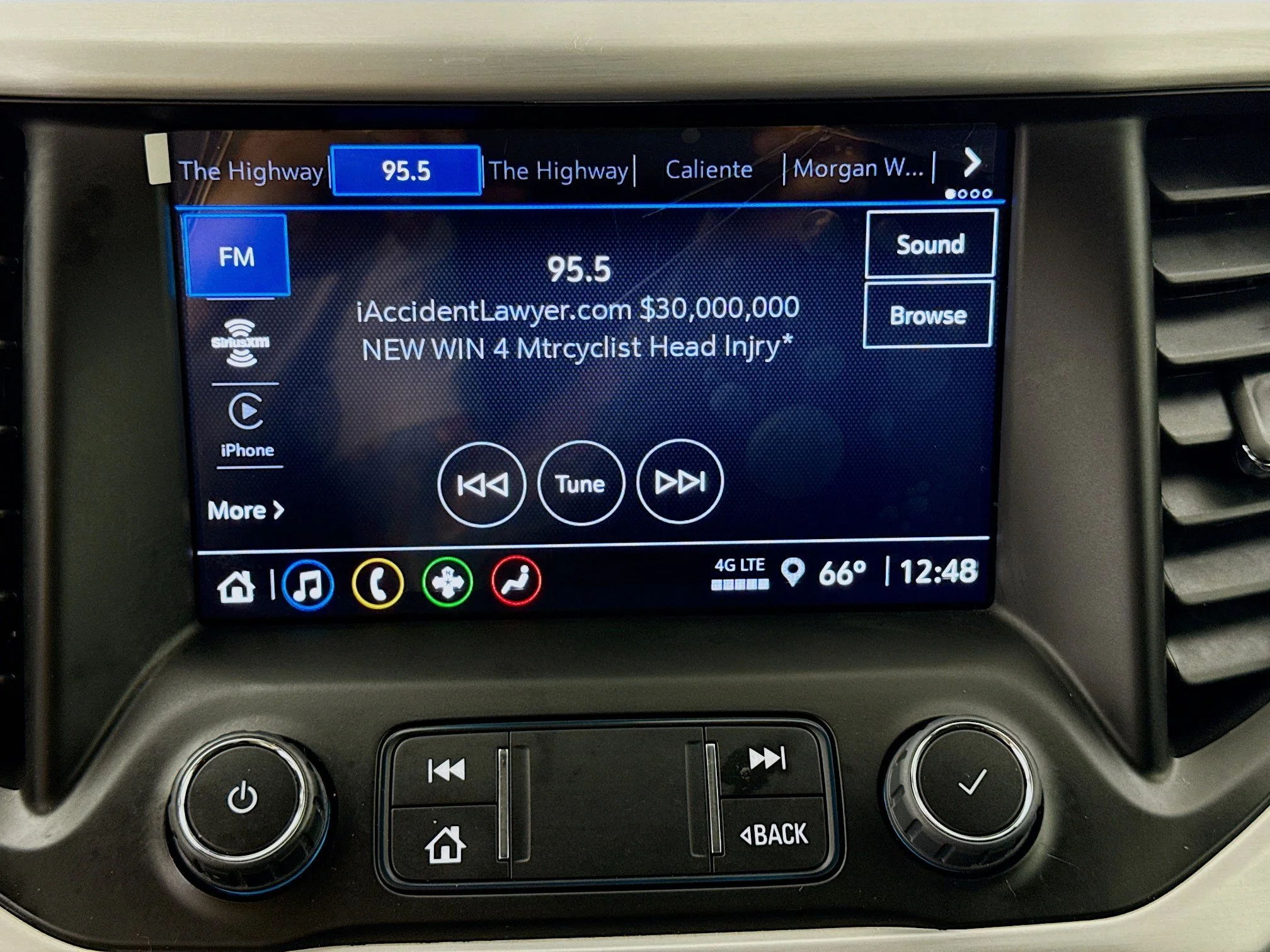 Used 2023 Summit White GMC SLE image 16