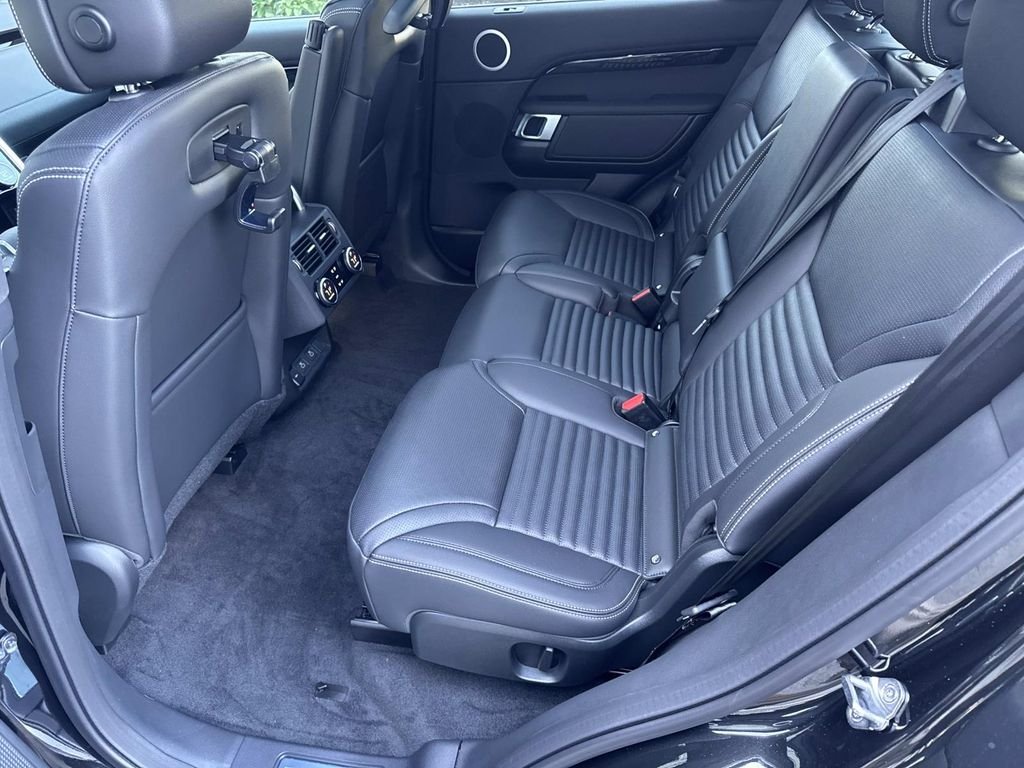New 2026 Santorini Black Land Rover S image 16