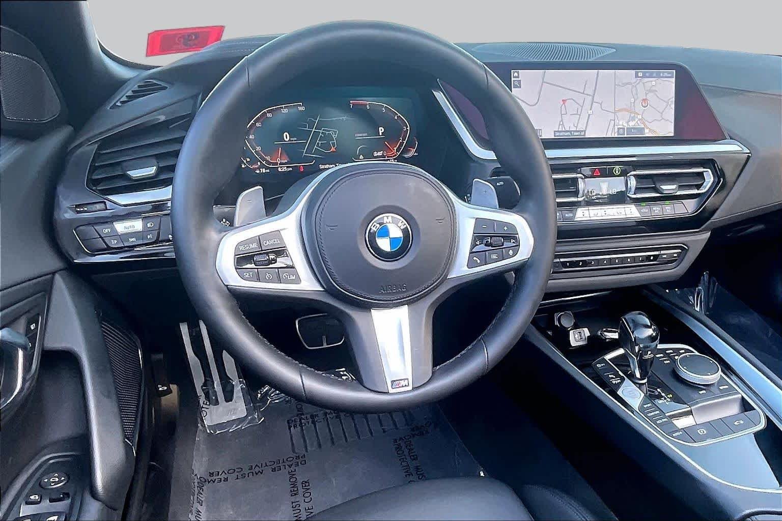 Used 2022 Misano Blue Metallic BMW sDrive30i image 5